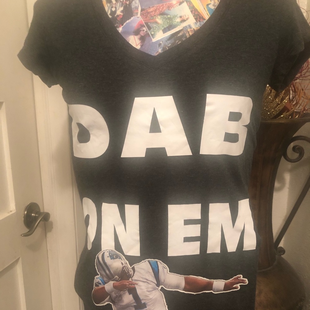 Custom vinyl letter football 🏈 t-shirt M